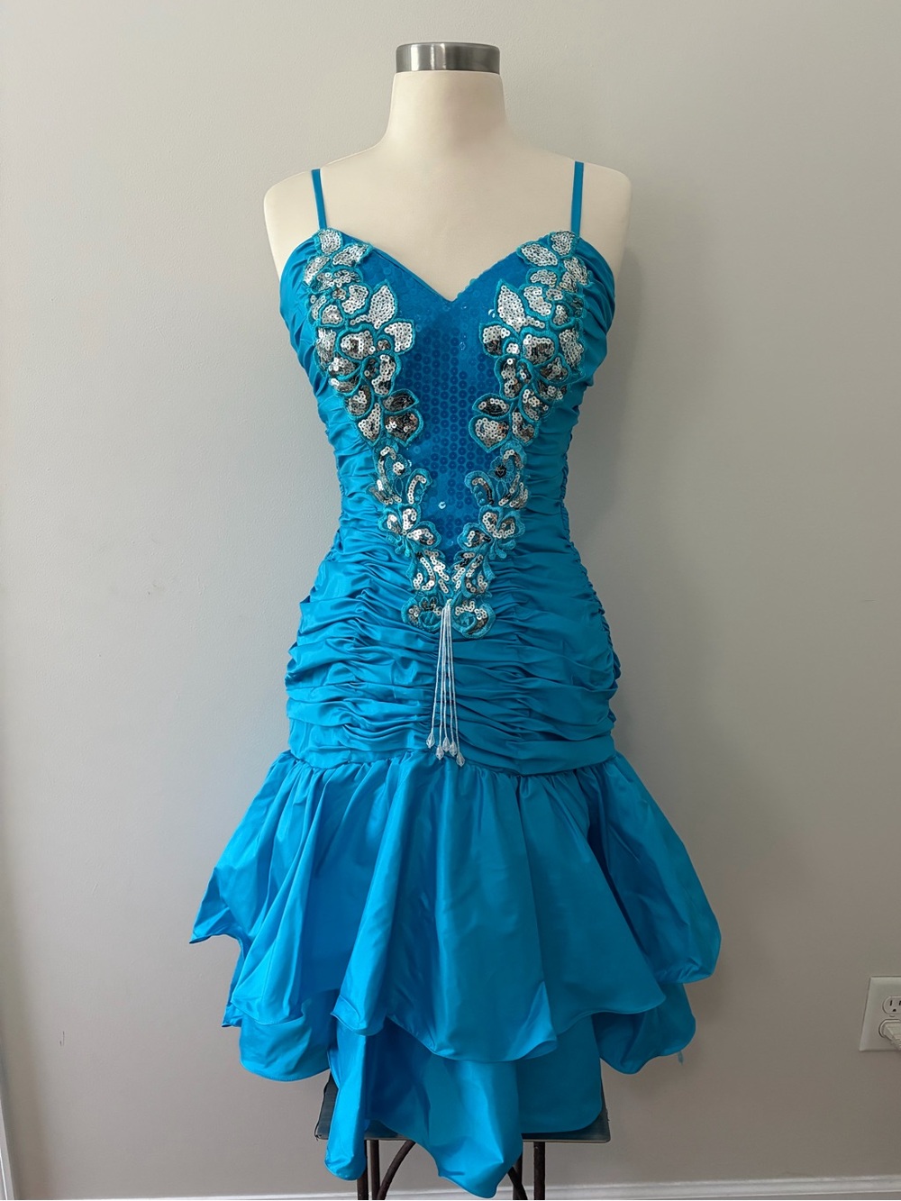 Vintage 80’s Turquoise Blue Sequin Spaghetti-Strap Prom Hoco Dress 10 Coquette